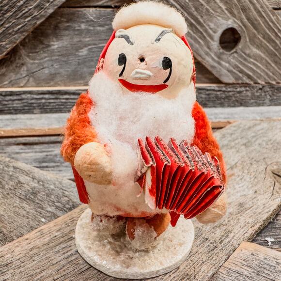 Pair of Adorable 1950’s Vintage Santas-Spun Cotton Crepe Corn Husk Paper Mache - Picture 5 of 10
